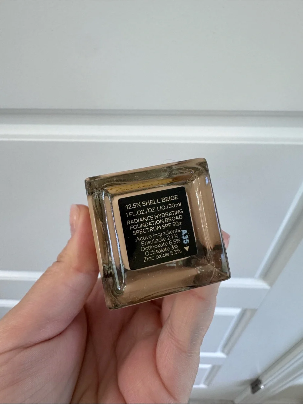 Tom Ford Architecture of Shade Radiance Foundation - Shell beige